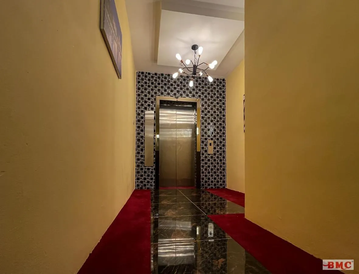 איפוה Bmc Hotel 2*,